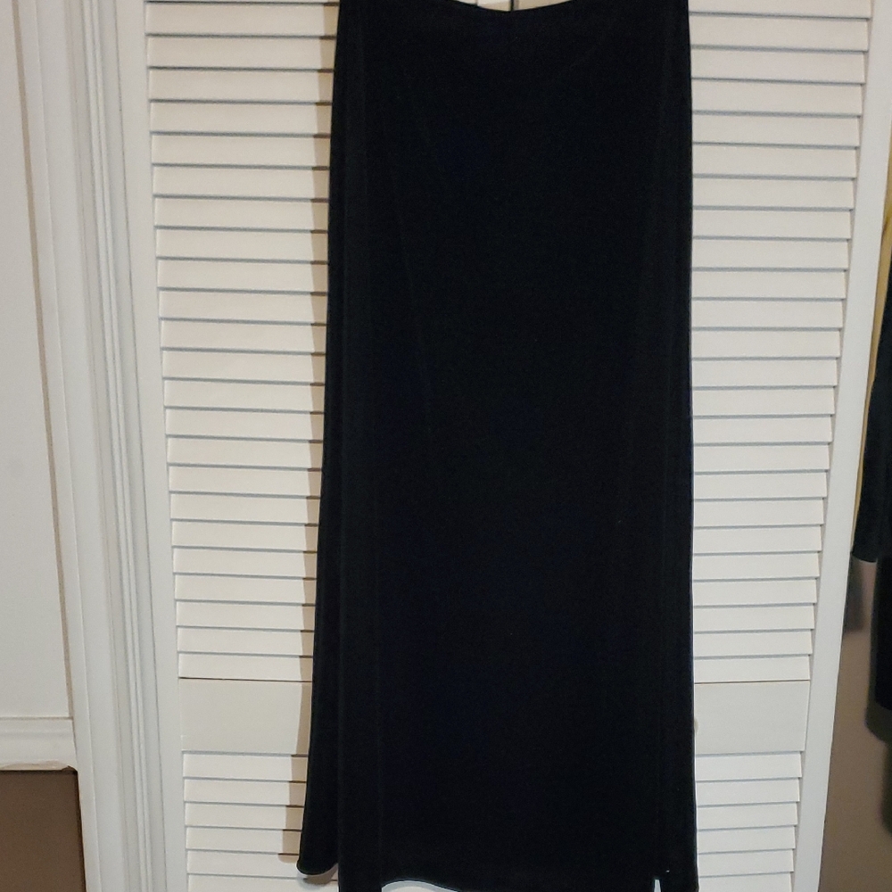 Patra Classic Black Maxi Skirt